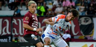 La Academia sumó un punto ante el Carabobo en la Liga FutVE La Academia sumó un punto ante el Carabobo en la Liga FutVE