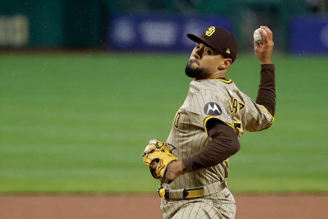 Robert Suárez y Luisángel Acuña fueron premiados en la MLB por su desempeño en abril