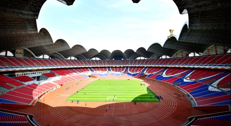 Conoce los 5 estadios de fútbol más grandes del mundo