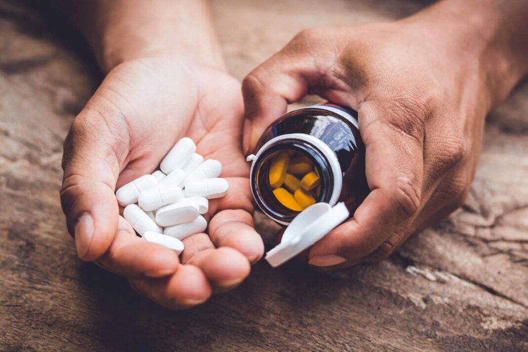 Suplementos que todos los hombres deberían consumir después de los 40