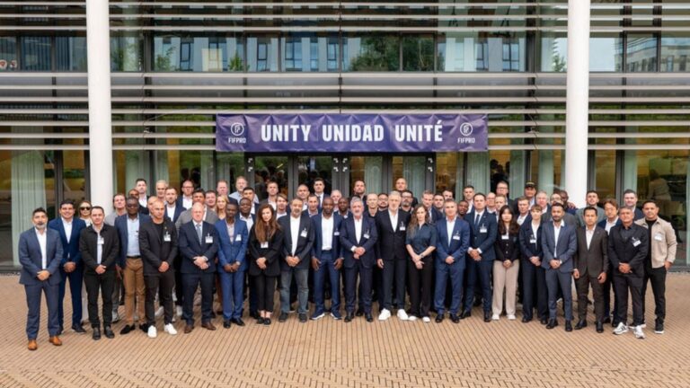 FIFPRO acusa a la FIFA de ignorar los problemas de los futbolistas