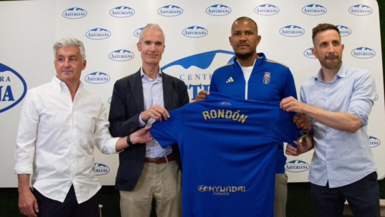 El Real Oviedo presentó oficialmente al venezolano Salomón Rondón