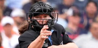 Así fue el debut de Jen Pawol como árbitra en la MLB Así fue el debut de Jen Pawol como árbitra en la MLB