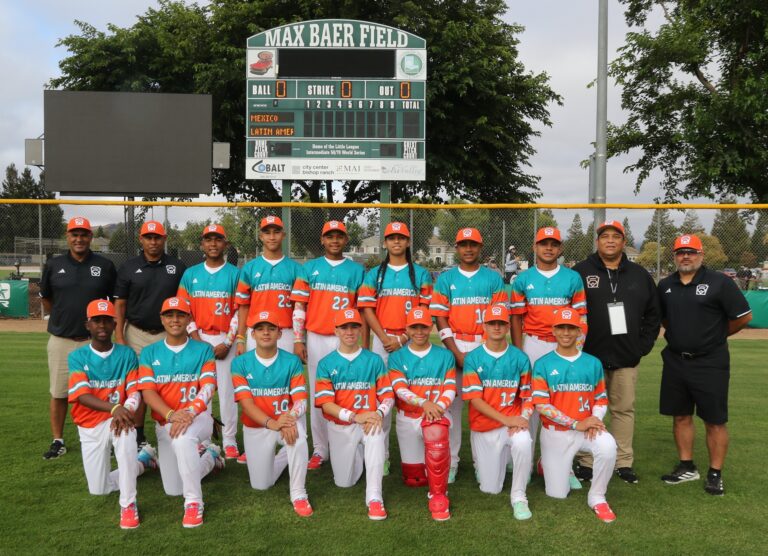 Pequeña Liga Flor Amarillo: ¡campeones en Serie Mundial Intermedia 50/70!