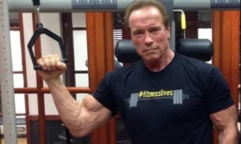 Arnold Schwarzenegger masas muscular - goal line