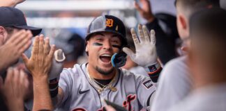 Javier Báez el campocorto de los Tigres de Detroit será el nuevo apoderado de los Bravos de Cidra avier Báez Bravos de cidra béisbol doble A - Goal Line