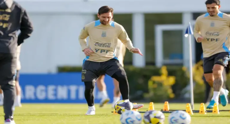 Lionel Messi Selección Argentina - goal line