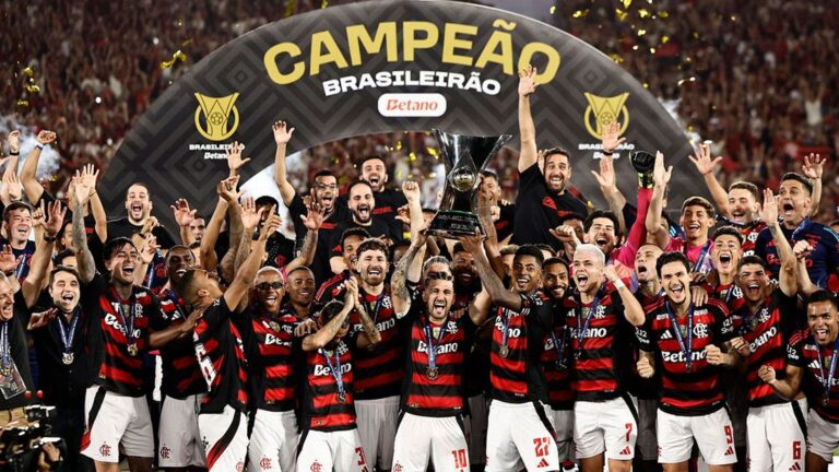 Flamengo se coronó campeón del fútbol brasileño y aseguró un doblete esta temporada