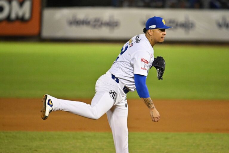 El pitcheo de Navegantes del Magallanes estuvo magistral y blanqueó a los Tigres de Aragua