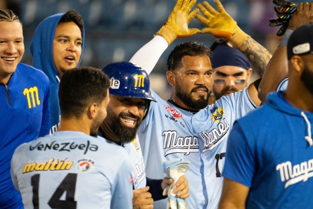 Magallanes dejó en el terreno a Caribes con hit de Sardiñas