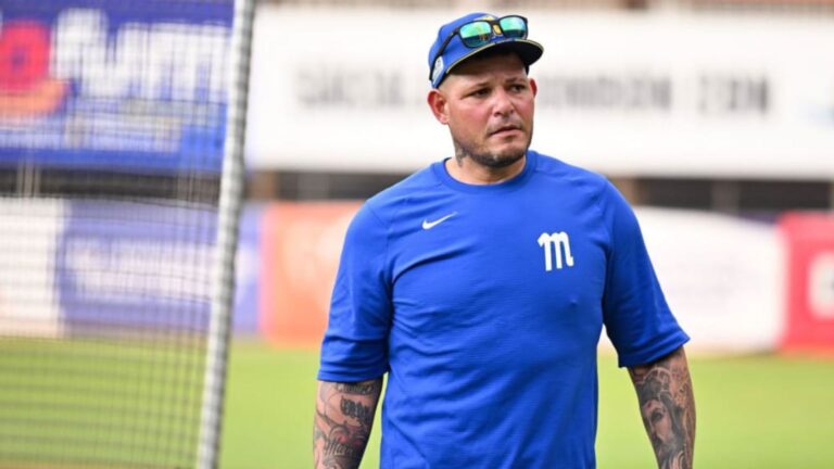 Yadier Molina gana el Mánager del Año tras rescatar a Magallanes