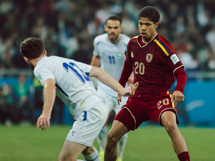 FIFA Vinotinto penales Uzbekistán